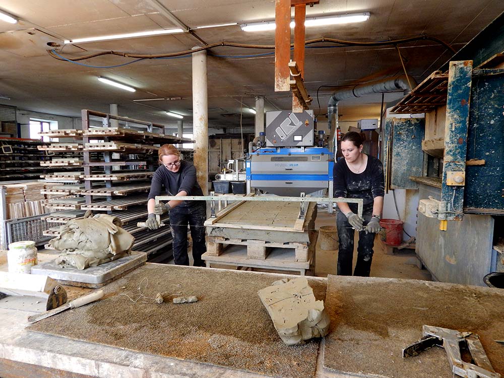 Herstellung von ornamentierten Platten