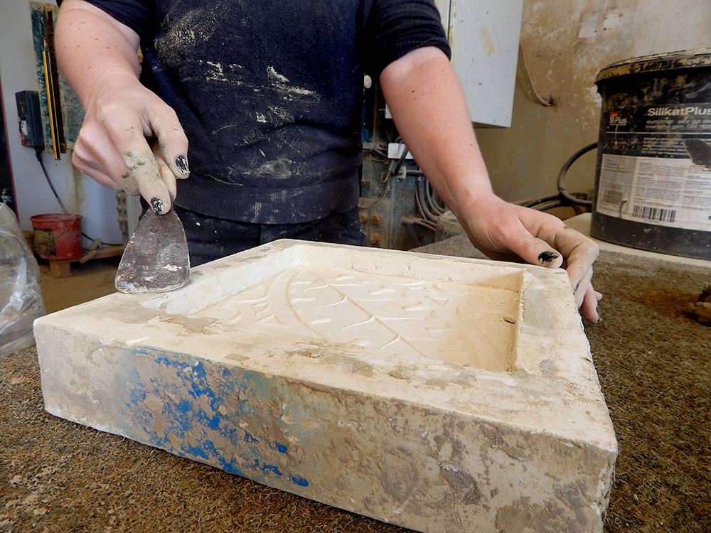 Herstellung von ornamentierten Platten