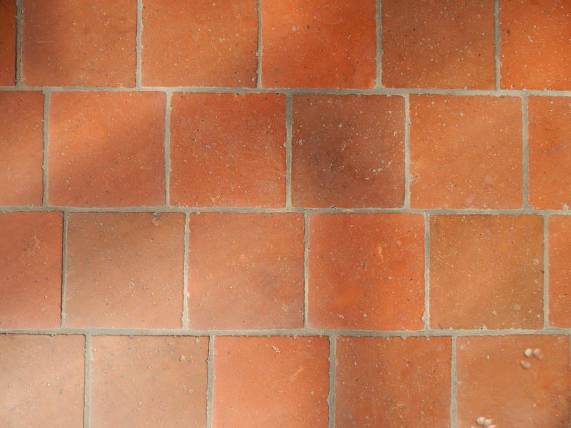 Bodenziegelboden aus Lösslehm, 60 % Oxidationsbrand und 40 % Reduktionsbrand